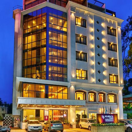 Regenta Place Raysons Колхапур Екстериор снимка